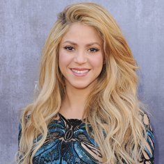 Shakira - Age, Super Bowl & Songs - Biography