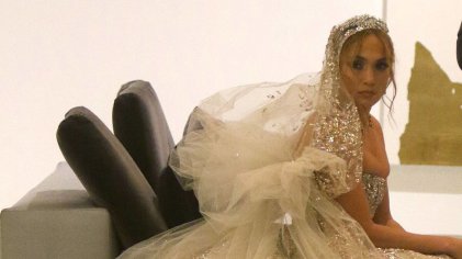 El espectacular vestido de novia de Jennifer Lopez, de inspiración española y con un velo infinito | Telva.com