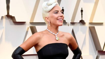 lady gaga necklace oscars