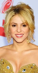 Shakira - Biography - IMDb