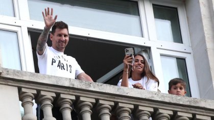 
    Fußball: Messis Wechsel zu PSG perfekt - ZDFheute