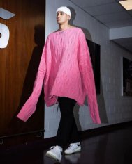 Kyle Kuzma intends to display Raf Simons pink sweater in his mansion