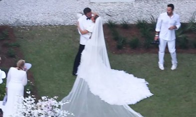 Jennifer Lopez và Ben Affleck chụp ảnh cưới - Ngôi sao