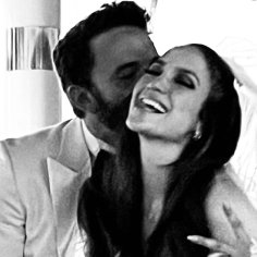 Photos from Jennifer Lopez & Ben Affleck's Vegas Wedding - E! Online