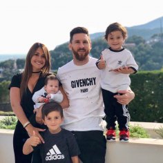 Lionel Messi Family : Wife and Children - Sabguru News Sports English
