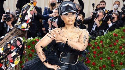 Nicki Minaj Breaks Streaming Record With “Super Freaky Girl” – VIBE.com