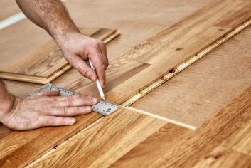 How to Install Solid Hardwood Floors
