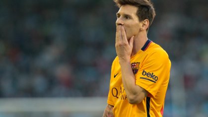 Lionel Messi and FC Barcelona contract dispute, explained