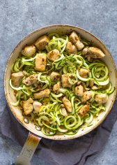 4 ingredient Garlic Chicken Zoodles | Gimme Delicious