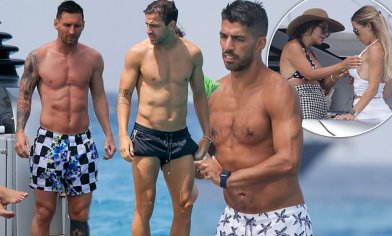Lionel Messi, Cesc Fabregas, and Luis Suarez live it up on swanky Ibiza yacht  | Daily Mail Online
