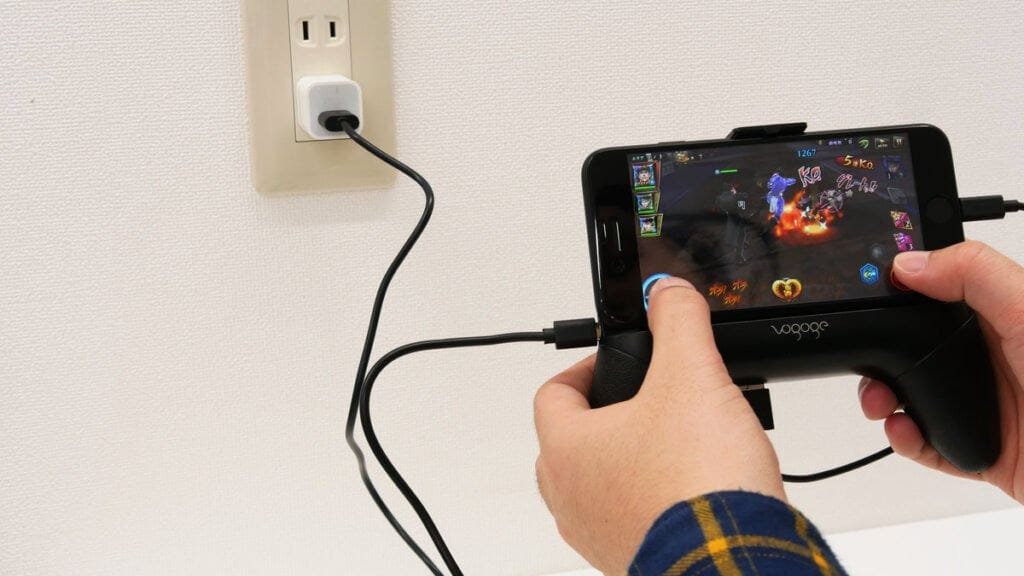 Playing games while charging the phone
