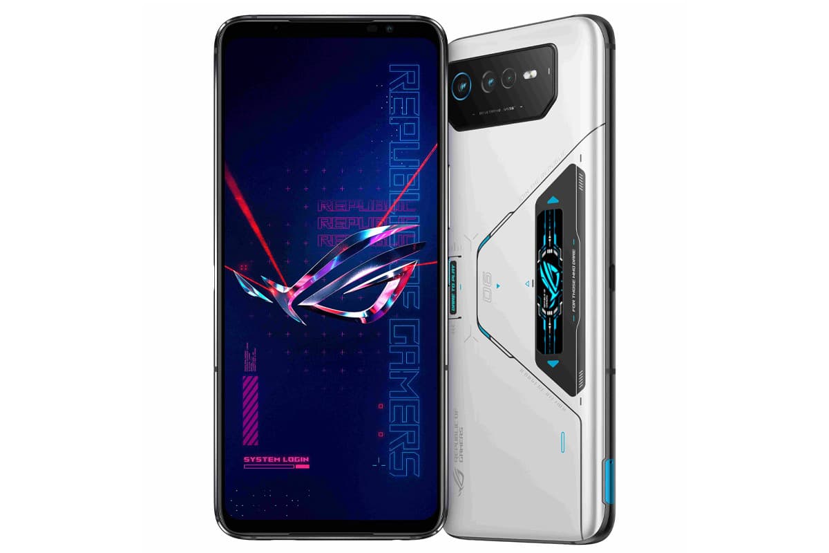 Asus ROG Phone 6 Pro display and back panel